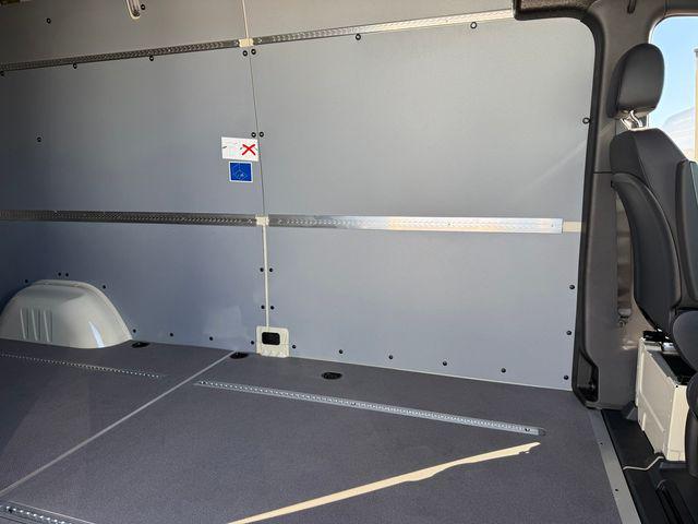 2026 Mercedes-Benz Sprinter Crew Van High Roof 4-Cyl Diesel HO