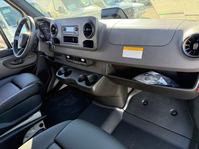 2026 Mercedes-Benz Sprinter Crew Van High Roof 4-Cyl Diesel HO