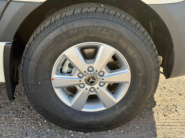 2026 Mercedes-Benz Sprinter Crew Van High Roof 4-Cyl Diesel HO