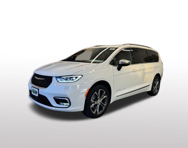 2026 Chrysler Pacifica Pinnacle AWD