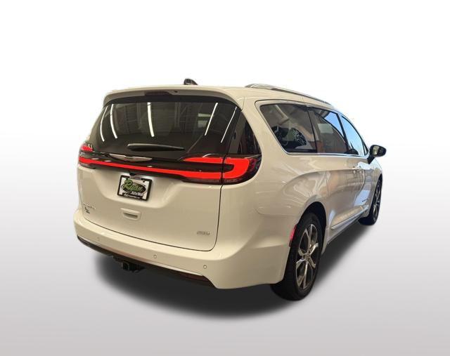 2026 Chrysler Pacifica Pinnacle AWD