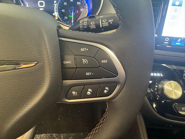 2026 Chrysler Pacifica Pinnacle AWD