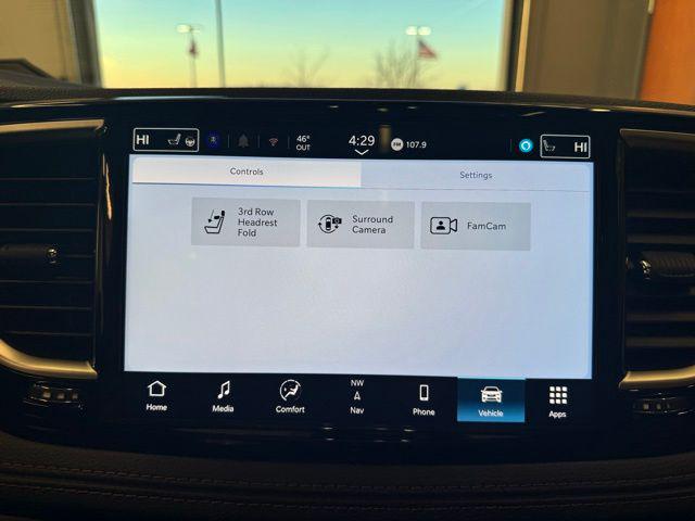 2026 Chrysler Pacifica Pinnacle AWD