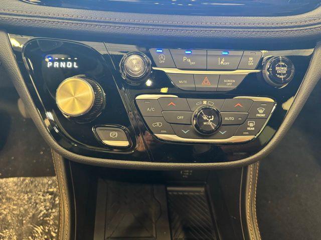 2026 Chrysler Pacifica Pinnacle AWD