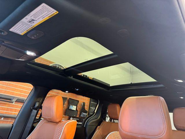 2026 Chrysler Pacifica Pinnacle AWD