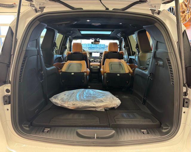 2026 Chrysler Pacifica Pinnacle AWD