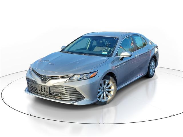 2018 Toyota Camry LE for sale in Holly, MI