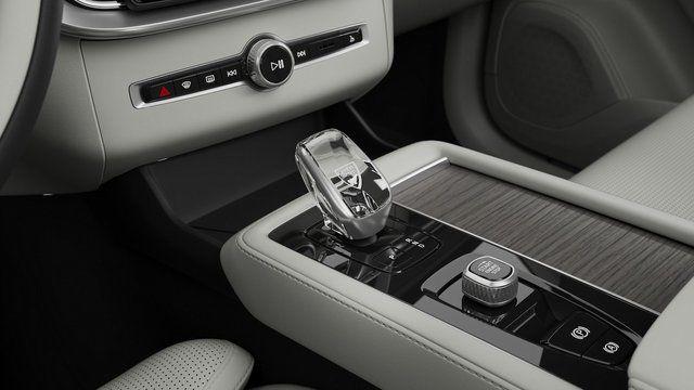 2026 Volvo XC90 B6 Ultra 7-Seater