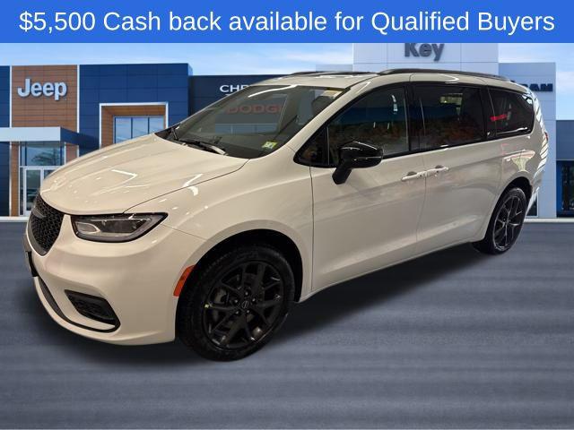 2026 Chrysler Pacifica Limited AWD
