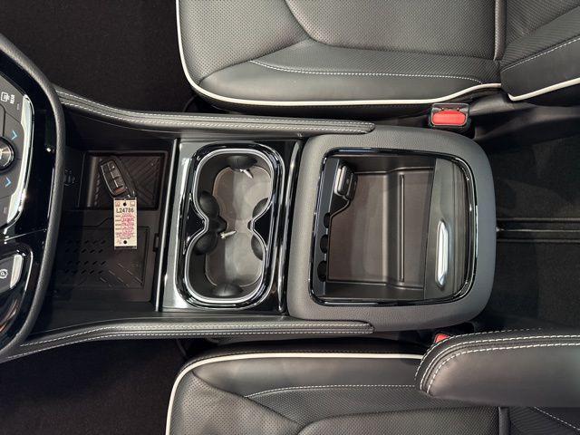 2026 Chrysler Pacifica Limited AWD