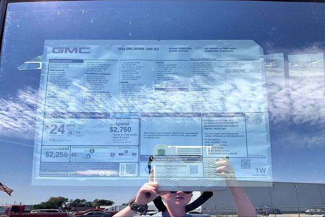 2026 GMC Sierra 1500 Crew Cab, Short Bed, SLE, 4WD