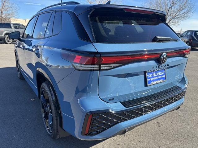 2026 Volkswagen Tiguan SE R-Line Black