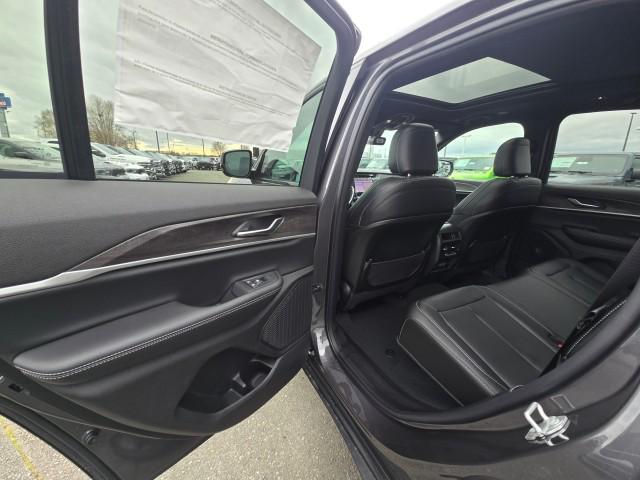 2025 Jeep Grand Cherokee Limited 4x4