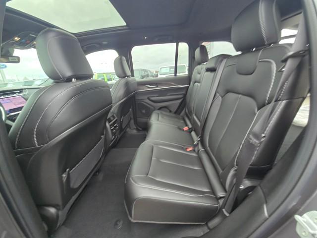 2025 Jeep Grand Cherokee Limited 4x4