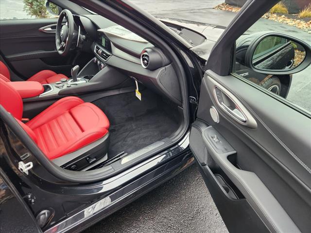 2024 Alfa Romeo Giulia Veloce AWD