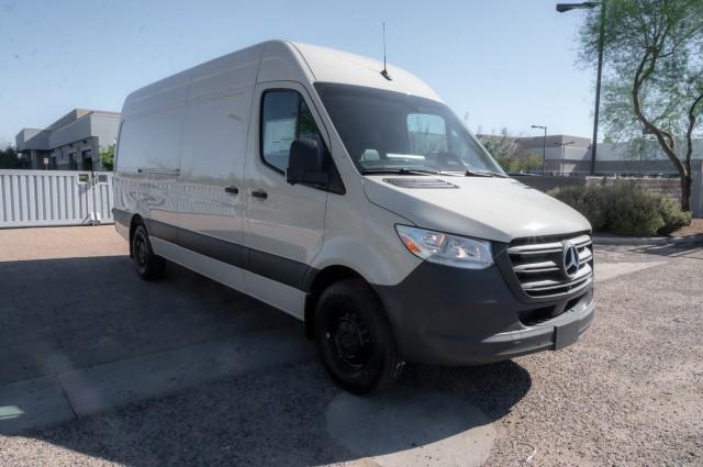 2026 Mercedes-Benz Sprinter Crew Van High Roof 4-Cyl Diesel HO
