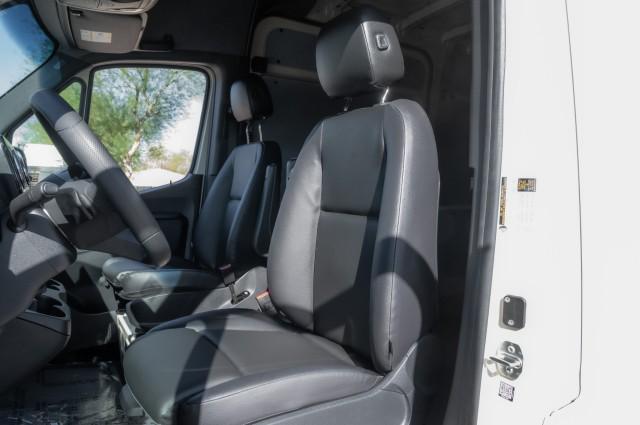 2026 Mercedes-Benz Sprinter Crew Van High Roof 4-Cyl Diesel HO