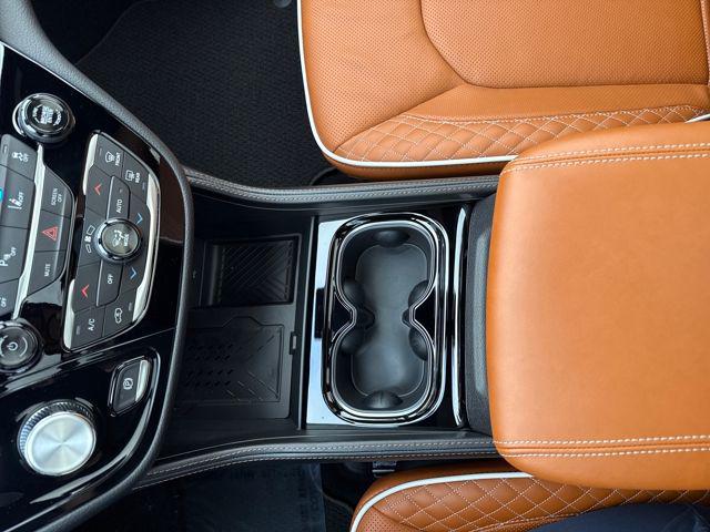 2026 Chrysler Pacifica Pinnacle AWD