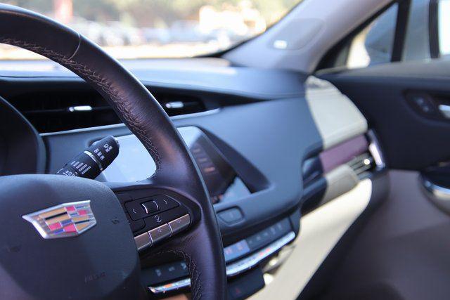 2023 Cadillac XT4 FWD Luxury