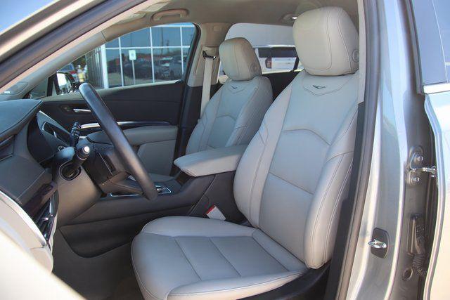 2023 Cadillac XT4 FWD Luxury