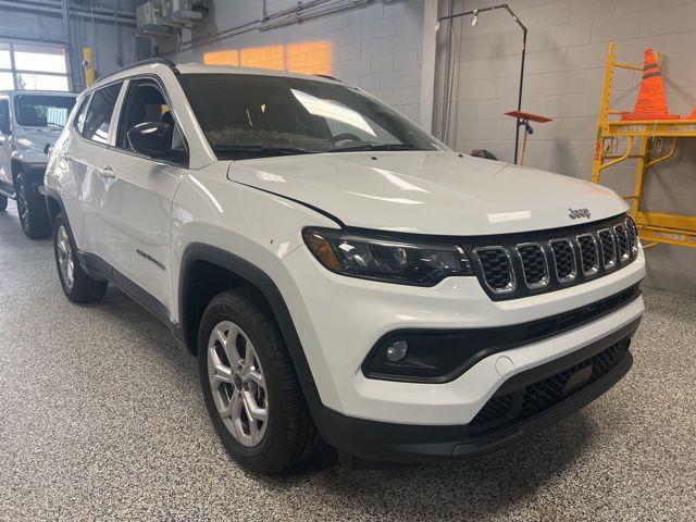 2026 Jeep Compass COMPASS LATITUDE 4X4