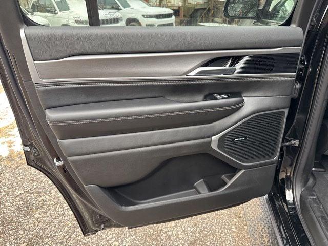 2026 Jeep Grand Wagoneer Limited Altitude 4x4