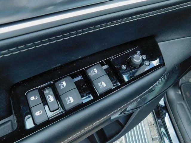 2026 Jeep Grand Wagoneer Limited Altitude 4x4