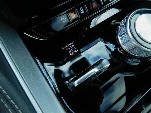 2026 Jeep Grand Wagoneer Limited Altitude 4x4