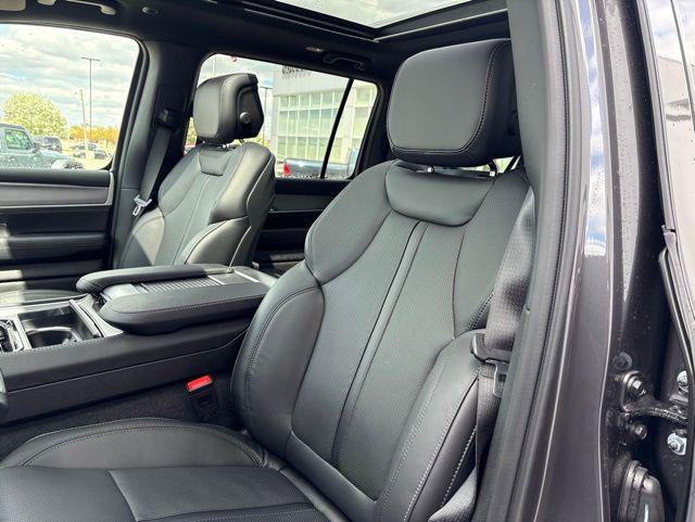 2026 Jeep Grand Wagoneer 4x4