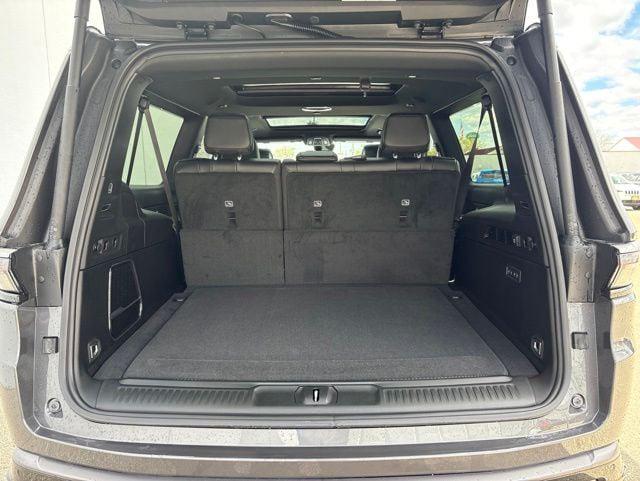 2026 Jeep Grand Wagoneer 4x4