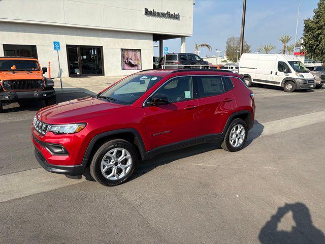 2026 Jeep Compass COMPASS LATITUDE 4X4 2026 Jeep Compass COMPASS LATITUDE 4X4