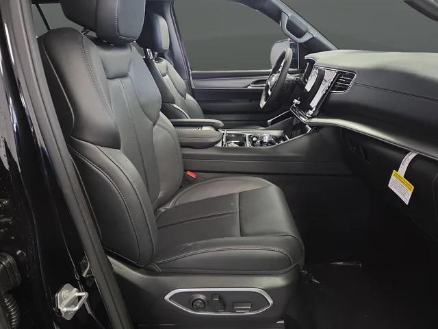 2026 Jeep Grand Wagoneer Limited Altitude 4x4