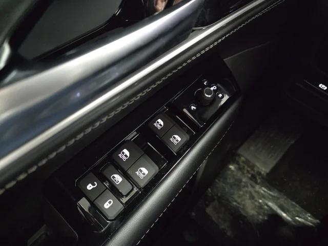 2026 Jeep Grand Wagoneer Limited Altitude 4x4