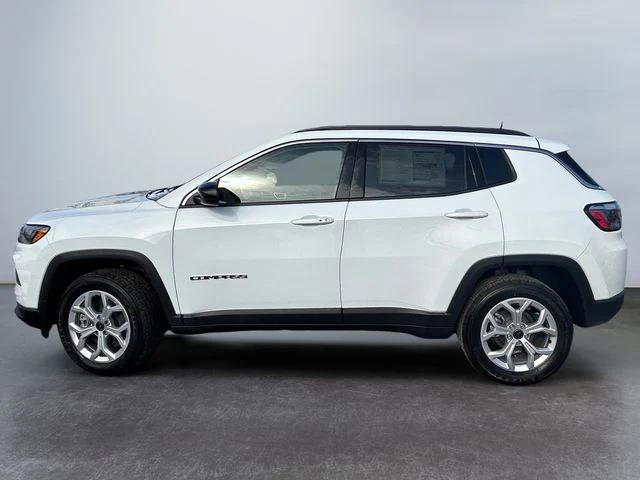 2026 Jeep Compass COMPASS LATITUDE 4X4