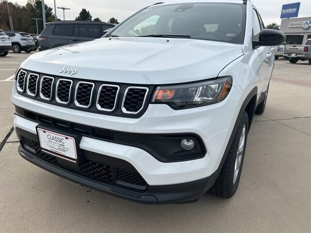 2026 Jeep Compass COMPASS LATITUDE 4X4