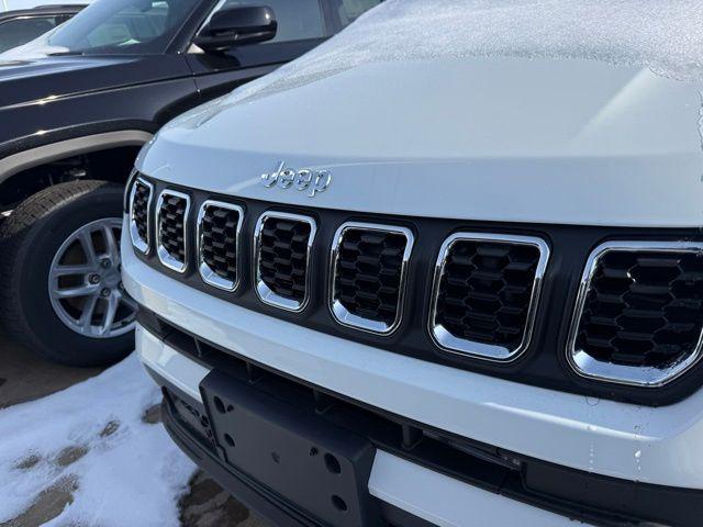 2026 Jeep Compass COMPASS LATITUDE 4X4