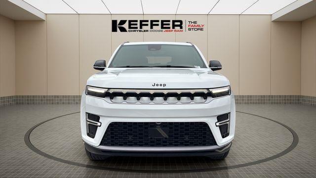 2026 Jeep Grand Wagoneer 4x2