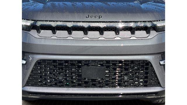 2026 Jeep Grand Wagoneer Limited Altitude 4x4