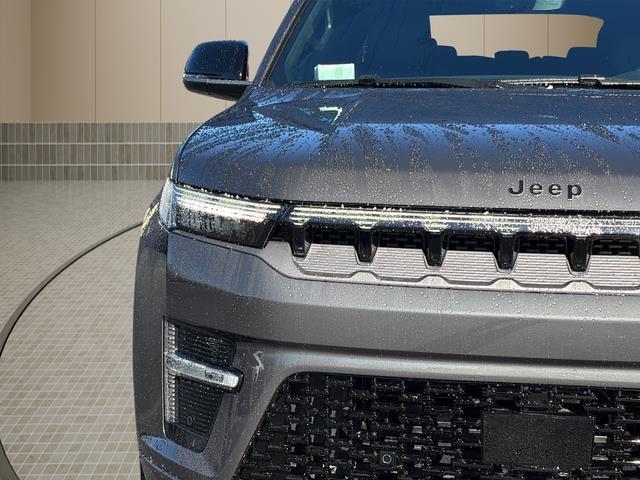 2026 Jeep Grand Wagoneer Limited Altitude 4x4