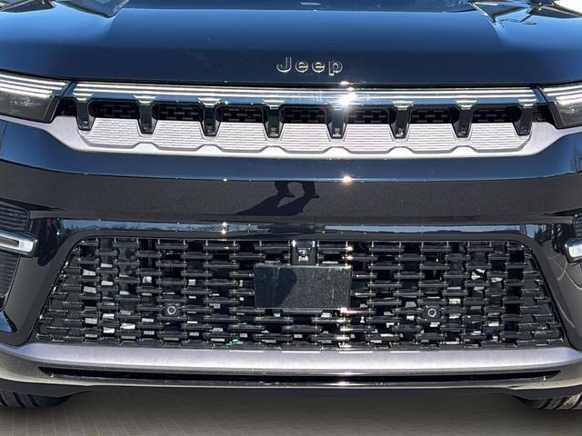 2026 Jeep Grand Wagoneer Summit Obsidian 4x4