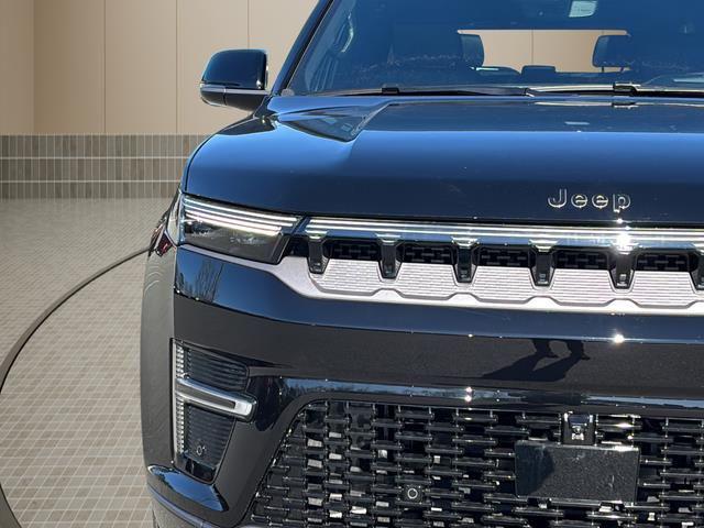 2026 Jeep Grand Wagoneer Summit Obsidian 4x4