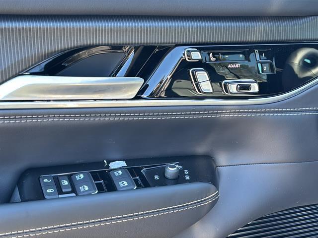 2026 Jeep Grand Wagoneer Summit Obsidian 4x4