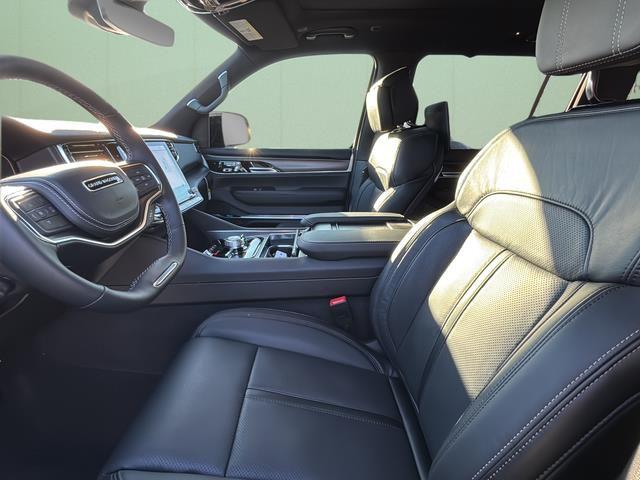 2026 Jeep Grand Wagoneer Summit Obsidian 4x4