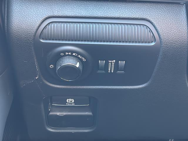 2026 Jeep Grand Wagoneer Summit Obsidian 4x4