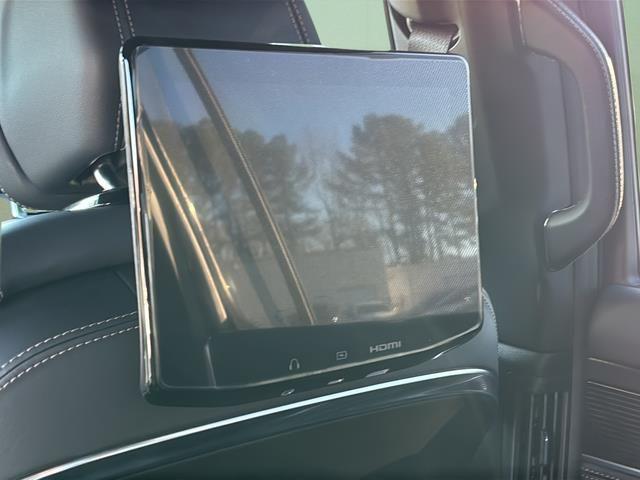 2026 Jeep Grand Wagoneer Summit Obsidian 4x4