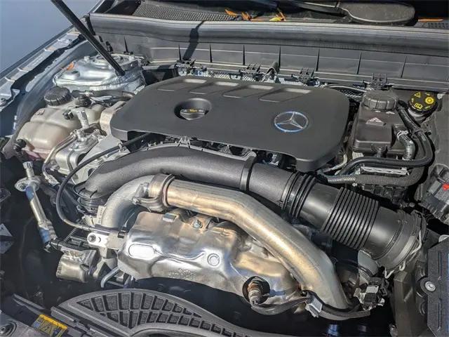 2026 Mercedes-Benz GLB 4MATIC