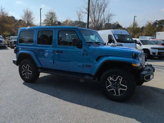 2026 Jeep Wrangler 4-Door Sahara 4x4