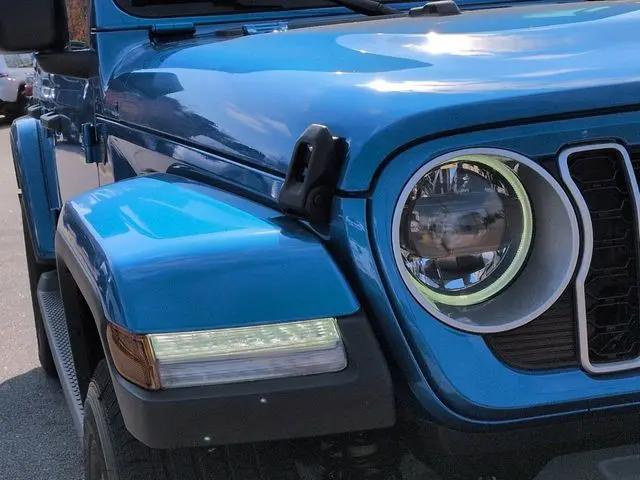 2026 Jeep Wrangler 4-Door Sahara 4x4