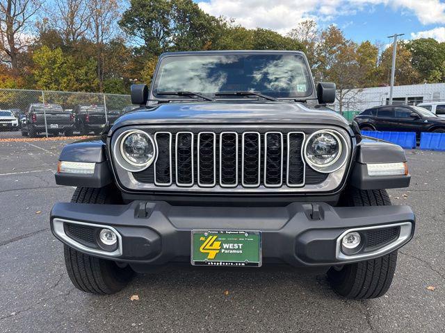 2024 Jeep Wrangler 4-Door Sahara 4x4