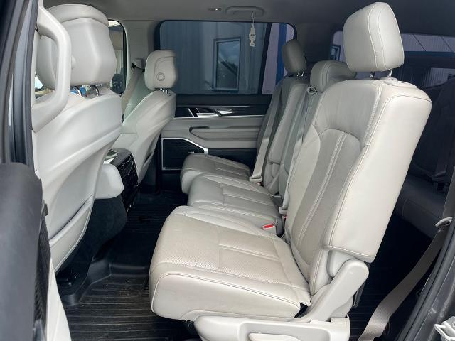 2022 Jeep Wagoneer Series III 4x4
